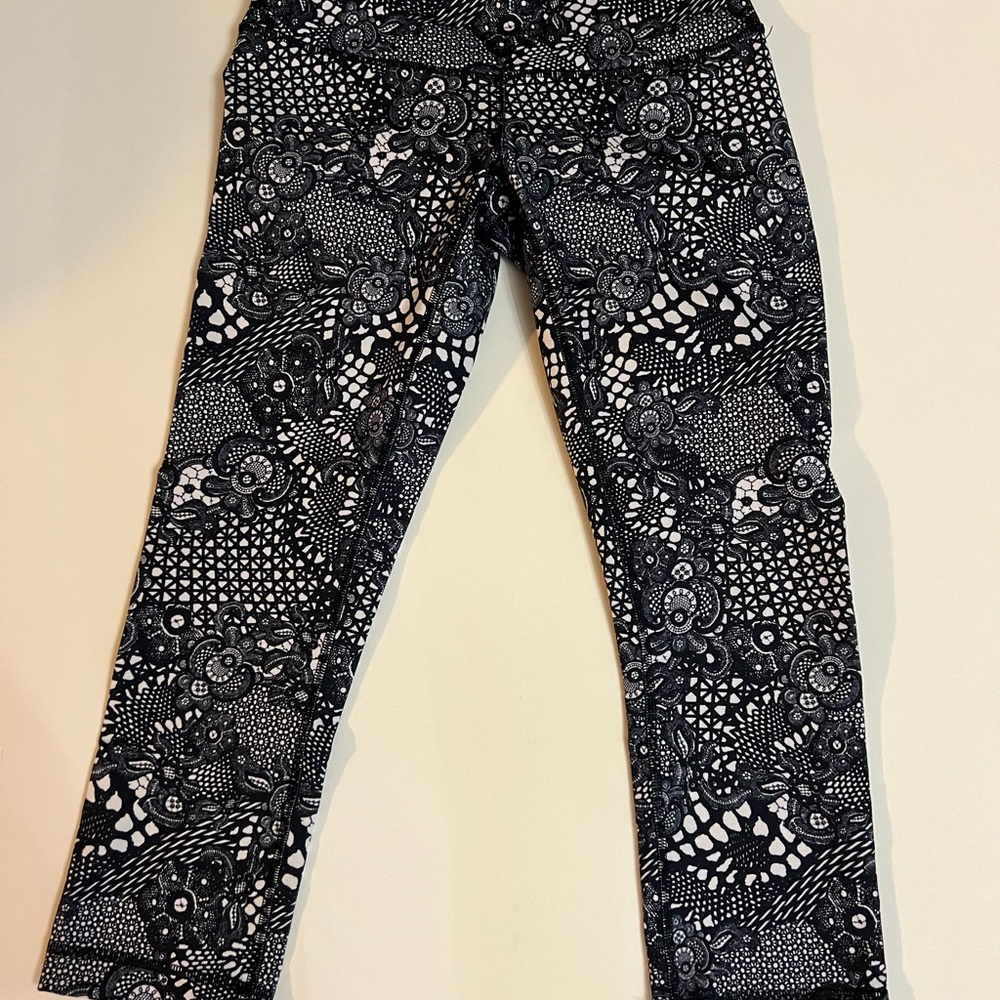 Lululemon Athletica Black and White Patterned Leggings